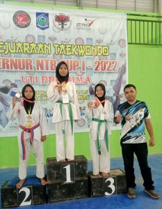 Mahasiswa  STKIP Yapis Raih Medali Perak Kejuaraan Tae Kwondo